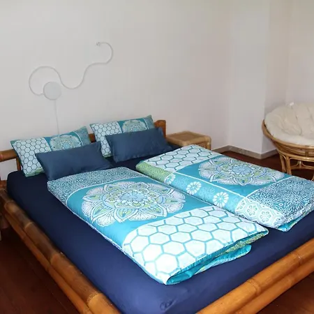 게스트하우스 Im Bahnhof - Gaestezimmer -