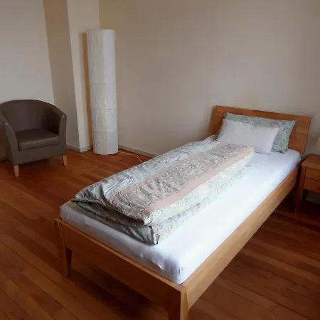 게스트하우스 Im Bahnhof - Gaestezimmer - 바이케르하임